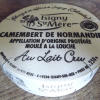 Emballage_camembert_de_Normandie_AOP_Isigny_Sainte-Mère